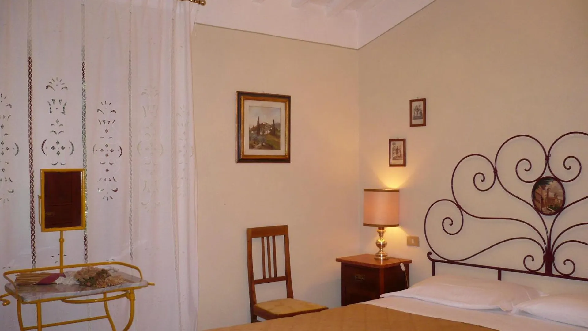 La Badiola Villa Chiusi 0*,  Italia