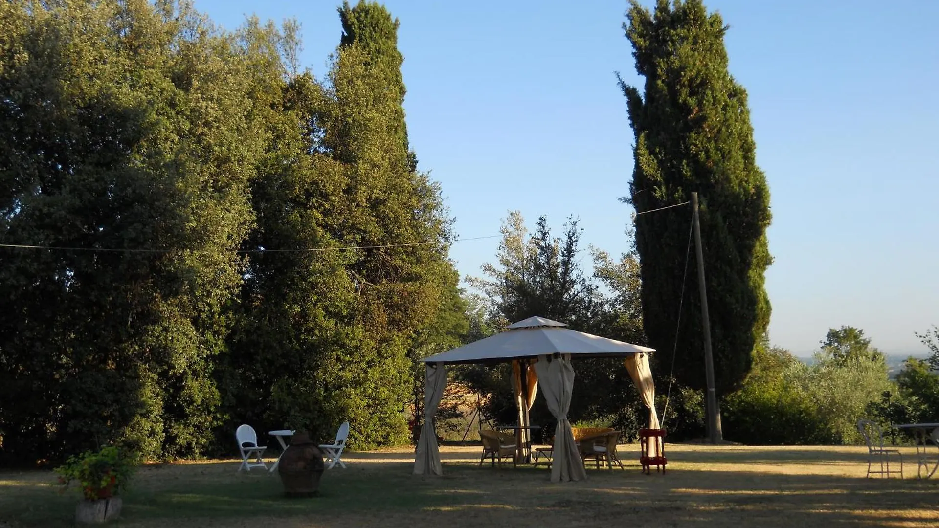Alloggio per agriturismo La Badiola Villa Chiusi